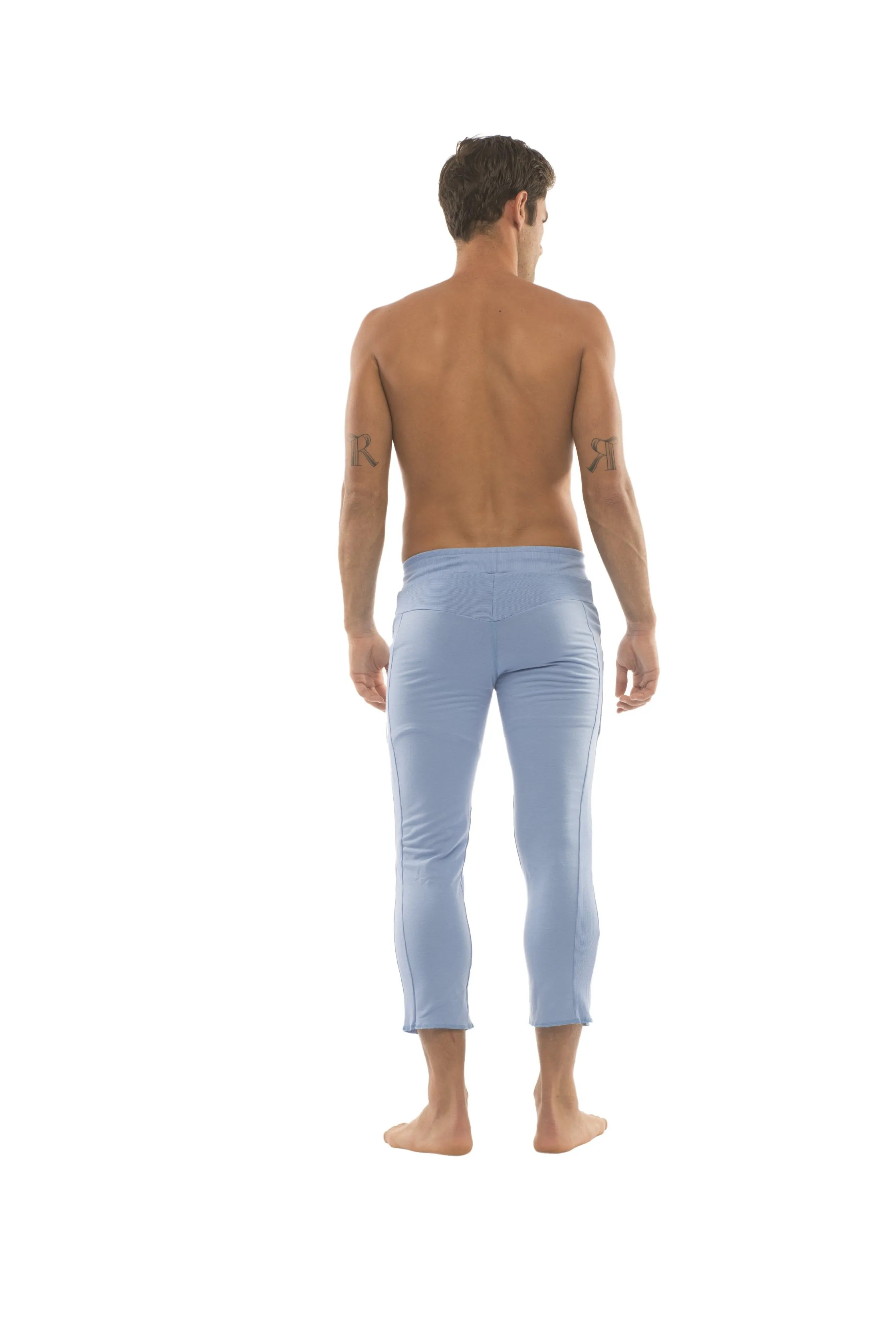 4/5 Zipper Pocket Capri Yoga Pants (Solid ICE Blue)