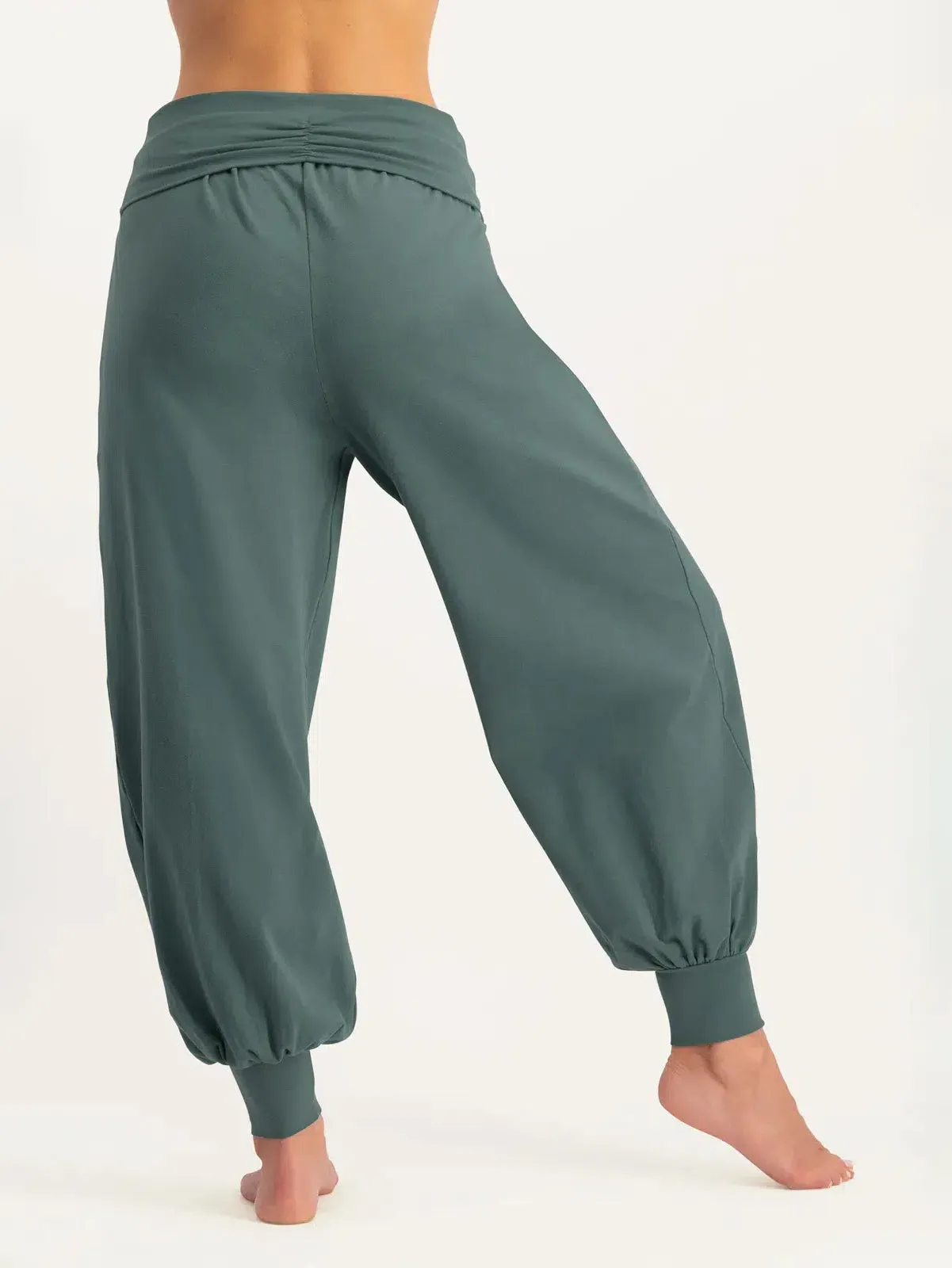 Urban Goddess Rhea Yoga Pants - Forest