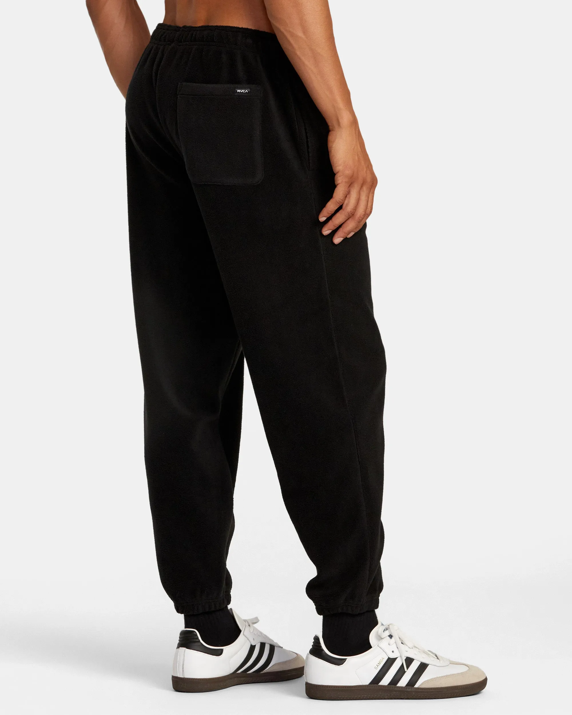 Va Essential Micro Fleece Pant - Black